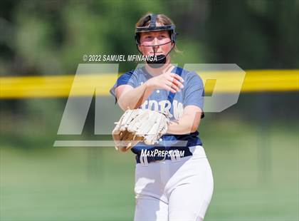 Thumbnail 2 in Elkhorn South vs. Grand Island photogallery.