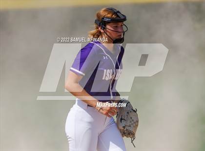 Thumbnail 3 in Elkhorn South vs. Grand Island photogallery.