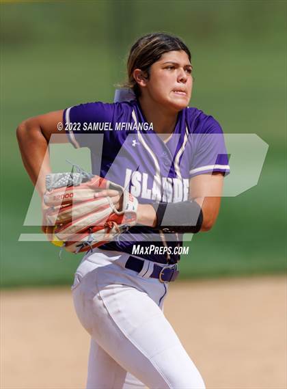 Thumbnail 3 in Elkhorn South vs. Grand Island photogallery.