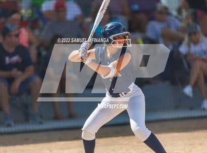 Thumbnail 3 in Elkhorn South vs. Grand Island photogallery.