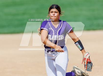Thumbnail 3 in Elkhorn South vs. Grand Island photogallery.