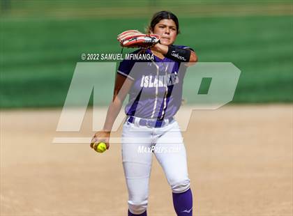 Thumbnail 2 in Elkhorn South vs. Grand Island photogallery.