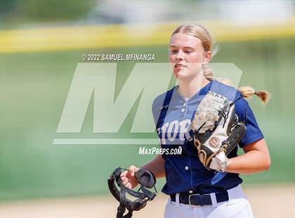 Thumbnail 1 in Elkhorn South vs. Grand Island photogallery.