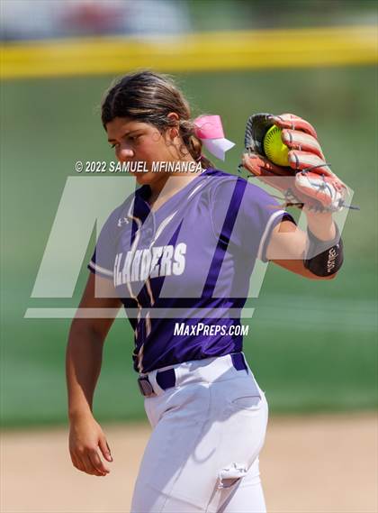 Thumbnail 1 in Elkhorn South vs. Grand Island photogallery.