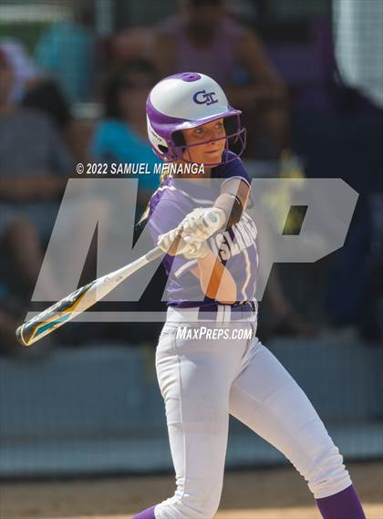 Thumbnail 3 in Elkhorn South vs. Grand Island photogallery.