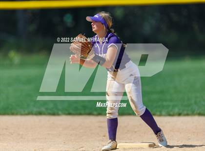 Thumbnail 2 in Elkhorn South vs. Grand Island photogallery.