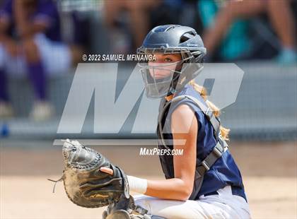 Thumbnail 3 in Elkhorn South vs. Grand Island photogallery.