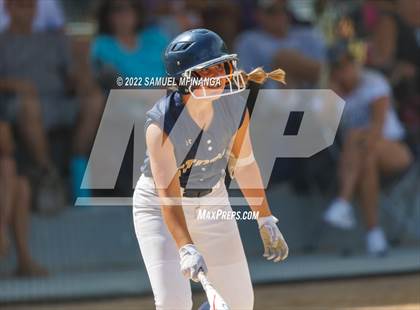 Thumbnail 3 in Elkhorn South vs. Grand Island photogallery.