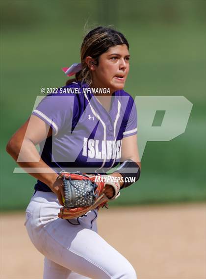 Thumbnail 3 in Elkhorn South vs. Grand Island photogallery.