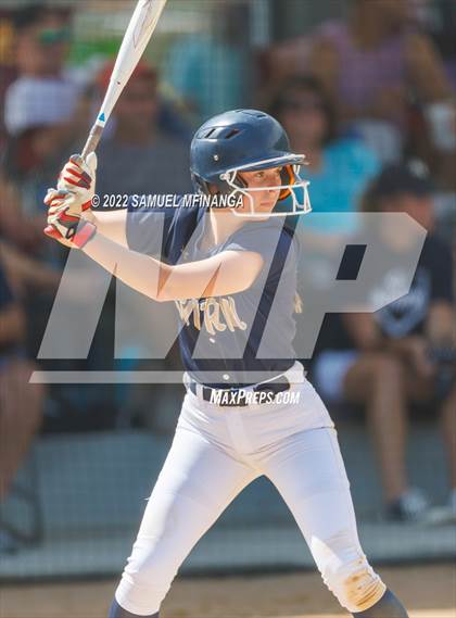 Thumbnail 1 in Elkhorn South vs. Grand Island photogallery.