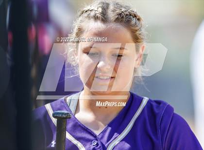 Thumbnail 1 in Elkhorn South vs. Grand Island photogallery.