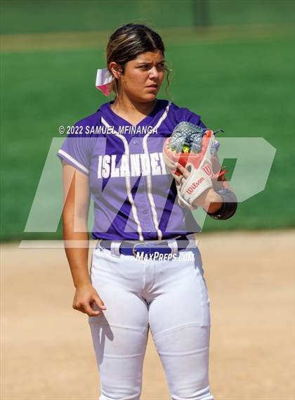 Thumbnail 1 in Elkhorn South vs. Grand Island photogallery.