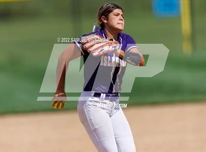 Thumbnail 2 in Elkhorn South vs. Grand Island photogallery.