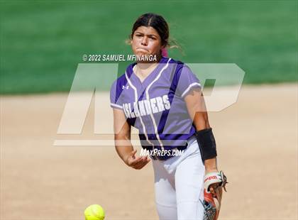 Thumbnail 1 in Elkhorn South vs. Grand Island photogallery.