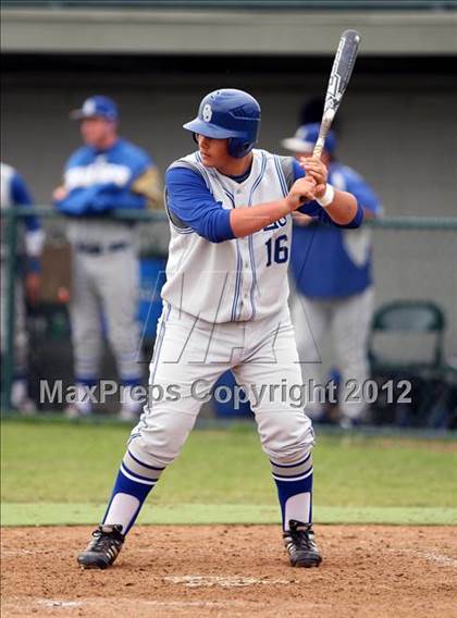 Thumbnail 1 in Charter Oak @ South Hills photogallery.