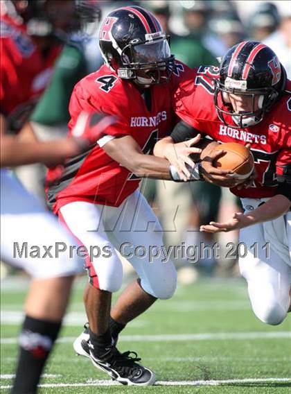 Thumbnail 2 in Loudoun Valley @ Herndon photogallery.