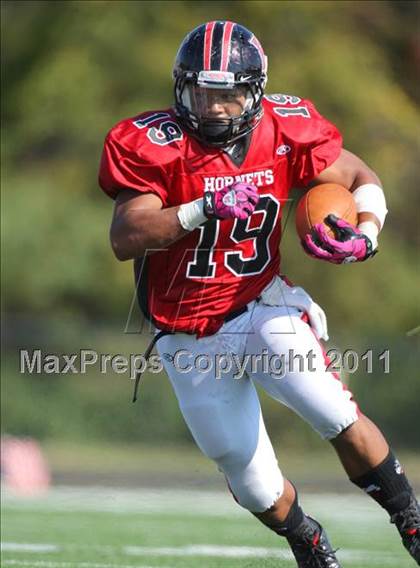 Thumbnail 1 in Loudoun Valley @ Herndon photogallery.