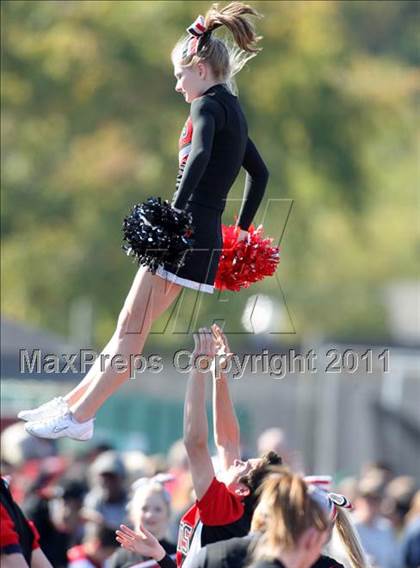 Thumbnail 2 in Loudoun Valley @ Herndon photogallery.