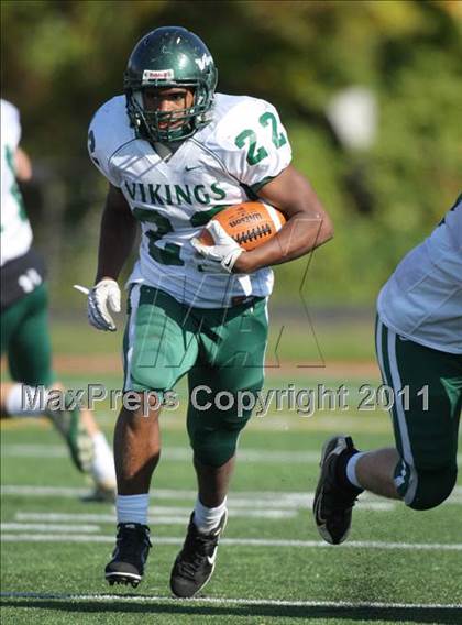 Thumbnail 2 in Loudoun Valley @ Herndon photogallery.