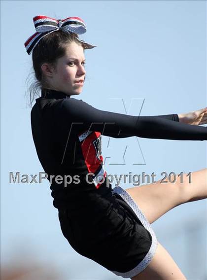 Thumbnail 2 in Loudoun Valley @ Herndon photogallery.