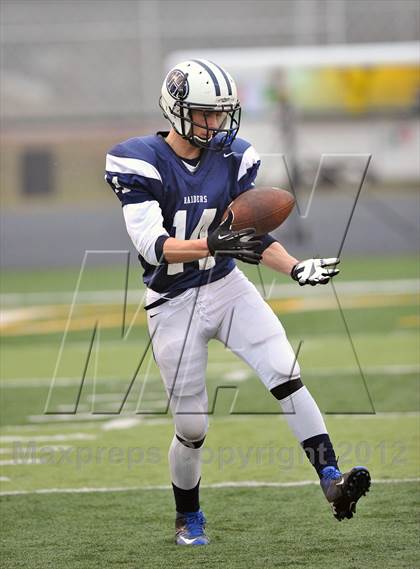 Thumbnail 2 in Arrowhead vs. Hudson (WIAA D1 Level 4 Playoffs) photogallery.