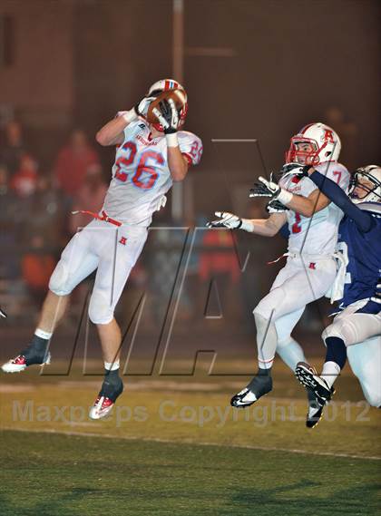 Thumbnail 2 in Arrowhead vs. Hudson (WIAA D1 Level 4 Playoffs) photogallery.