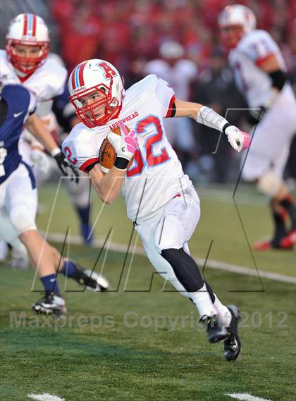 Thumbnail 3 in Arrowhead vs. Hudson (WIAA D1 Level 4 Playoffs) photogallery.