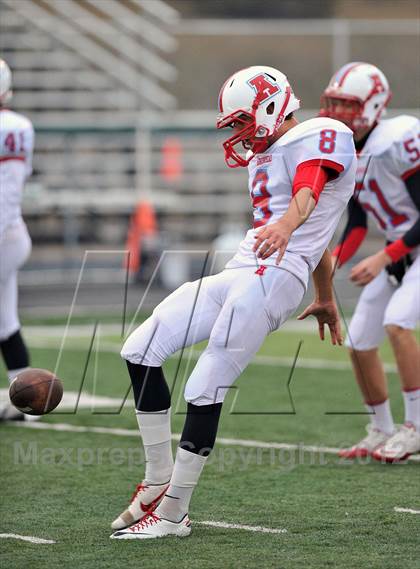 Thumbnail 1 in Arrowhead vs. Hudson (WIAA D1 Level 4 Playoffs) photogallery.