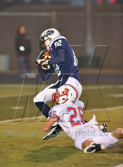 Thumbnail 2 in Arrowhead vs. Hudson (WIAA D1 Level 4 Playoffs) photogallery.
