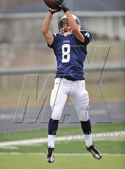 Thumbnail 1 in Arrowhead vs. Hudson (WIAA D1 Level 4 Playoffs) photogallery.