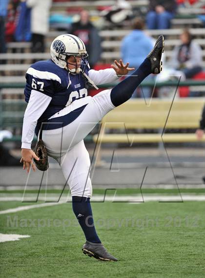 Thumbnail 3 in Arrowhead vs. Hudson (WIAA D1 Level 4 Playoffs) photogallery.