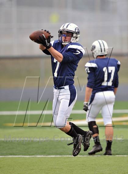 Thumbnail 3 in Arrowhead vs. Hudson (WIAA D1 Level 4 Playoffs) photogallery.