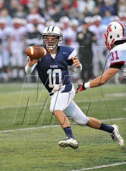 Thumbnail 3 in Arrowhead vs. Hudson (WIAA D1 Level 4 Playoffs) photogallery.