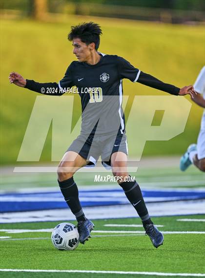 Thumbnail 1 in Fort Bend Kempner @ Galena Park (UIL Soccer 5A Region 3 Bi-District) photogallery.