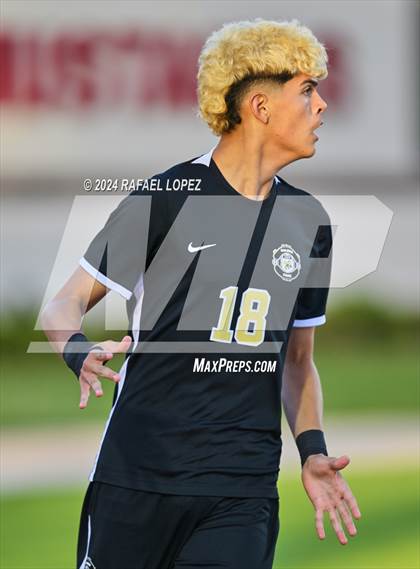 Thumbnail 2 in Fort Bend Kempner @ Galena Park (UIL Soccer 5A Region 3 Bi-District) photogallery.