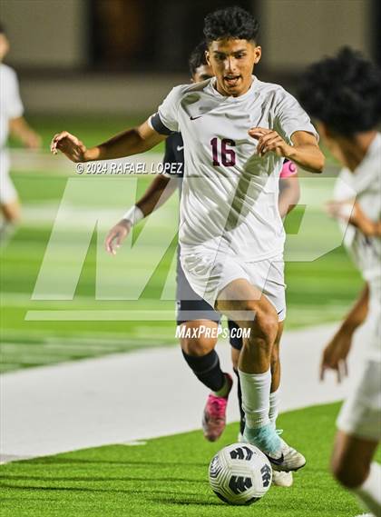 Thumbnail 3 in Fort Bend Kempner @ Galena Park (UIL Soccer 5A Region 3 Bi-District) photogallery.