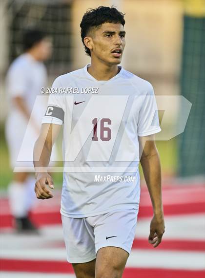 Thumbnail 2 in Fort Bend Kempner @ Galena Park (UIL Soccer 5A Region 3 Bi-District) photogallery.
