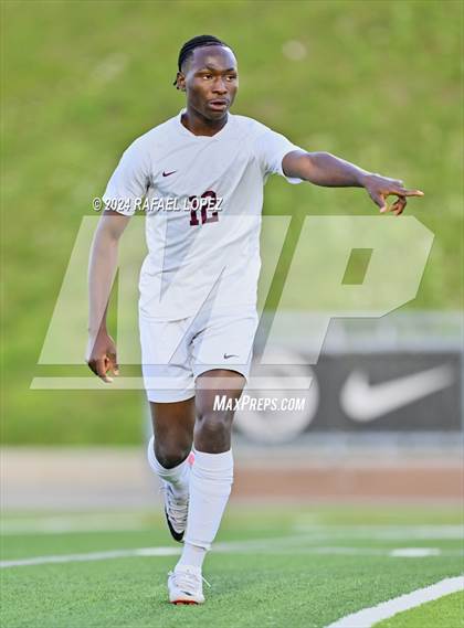 Thumbnail 3 in Fort Bend Kempner @ Galena Park (UIL Soccer 5A Region 3 Bi-District) photogallery.