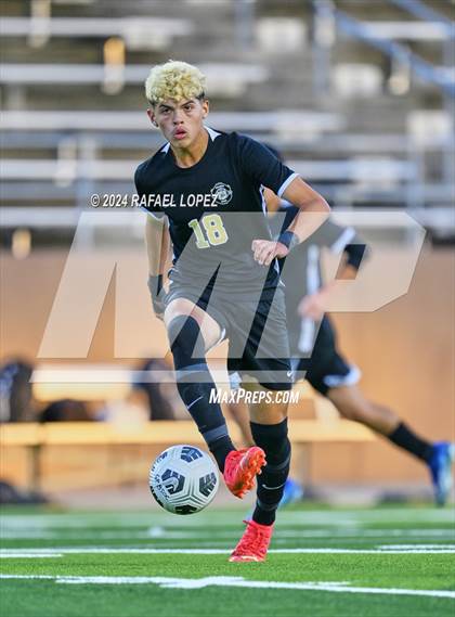 Thumbnail 2 in Fort Bend Kempner @ Galena Park (UIL Soccer 5A Region 3 Bi-District) photogallery.