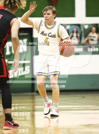 Thumbnail 3 in Newport vs Newport Central Catholic (36th District) photogallery.