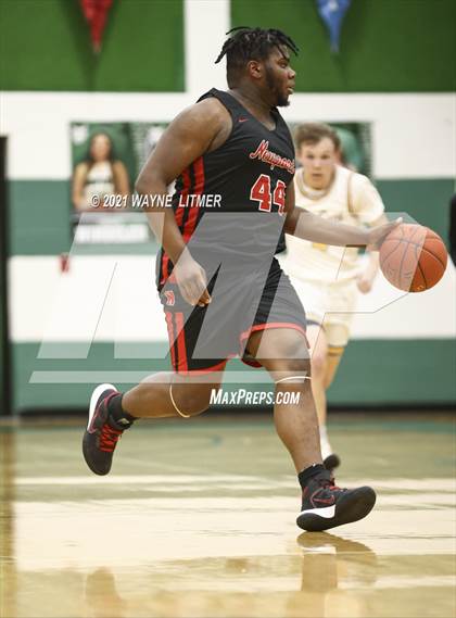 Thumbnail 2 in Newport vs Newport Central Catholic (36th District) photogallery.