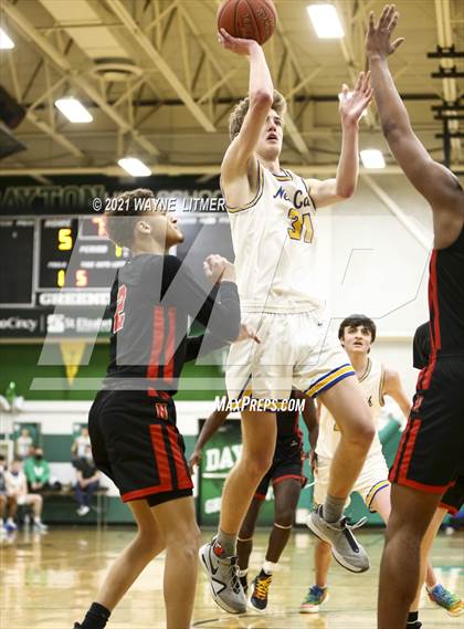 Thumbnail 3 in Newport vs Newport Central Catholic (36th District) photogallery.