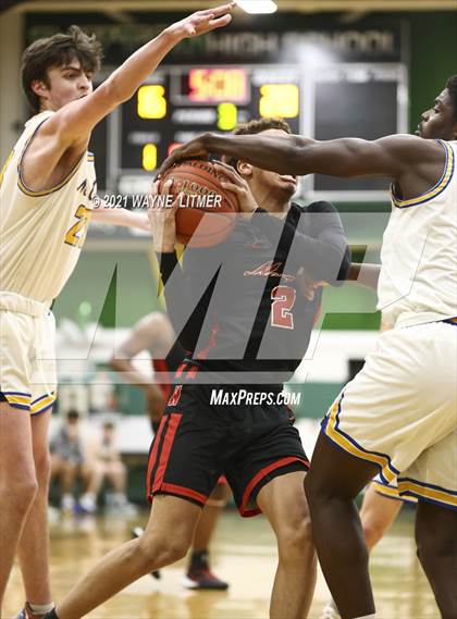 Thumbnail 1 in Newport vs Newport Central Catholic (36th District) photogallery.