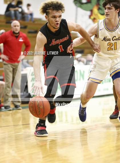 Thumbnail 1 in Newport vs Newport Central Catholic (36th District) photogallery.
