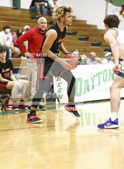 Thumbnail 2 in Newport vs Newport Central Catholic (36th District) photogallery.
