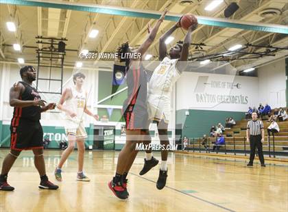 Thumbnail 1 in Newport vs Newport Central Catholic (36th District) photogallery.