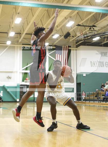 Thumbnail 2 in Newport vs Newport Central Catholic (36th District) photogallery.