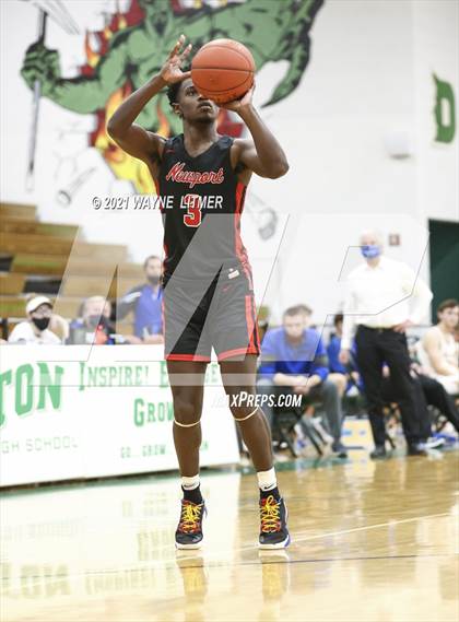 Thumbnail 1 in Newport vs Newport Central Catholic (36th District) photogallery.