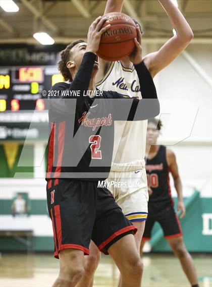 Thumbnail 2 in Newport vs Newport Central Catholic (36th District) photogallery.
