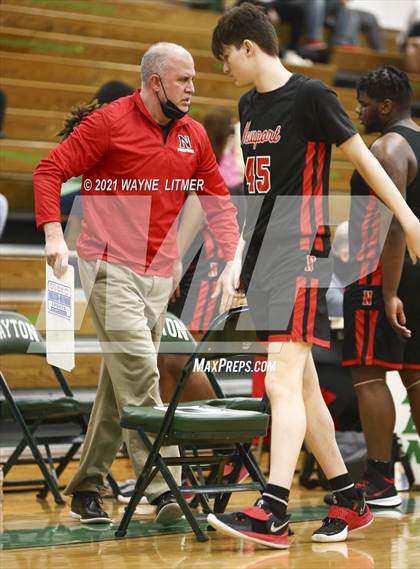 Thumbnail 3 in Newport vs Newport Central Catholic (36th District) photogallery.